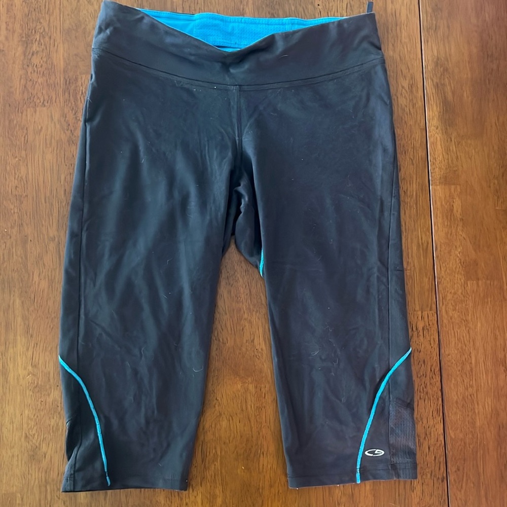 Capri length leggings